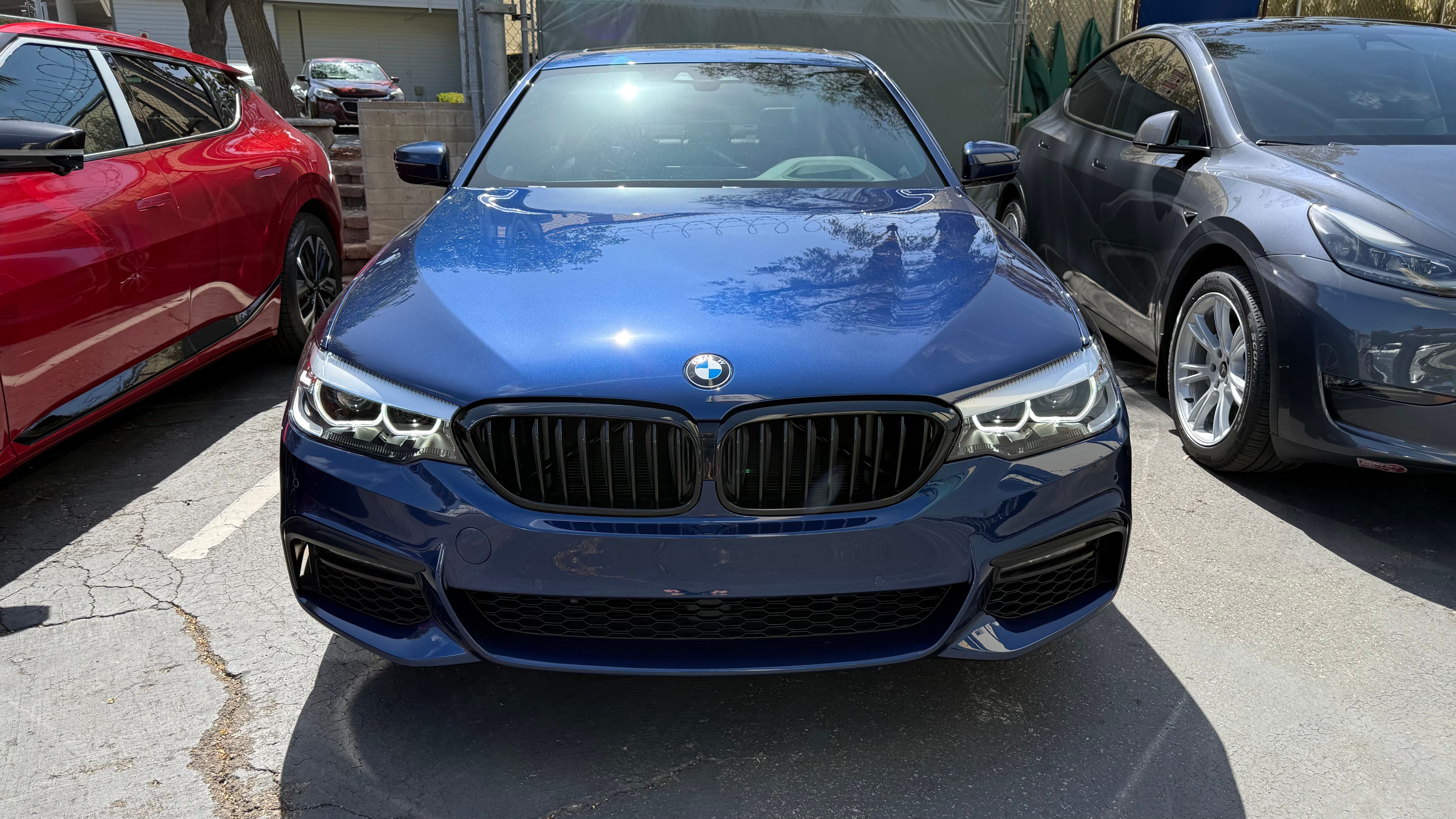Used 2020 BMW 540i w/ M Sport Package RWD image 2