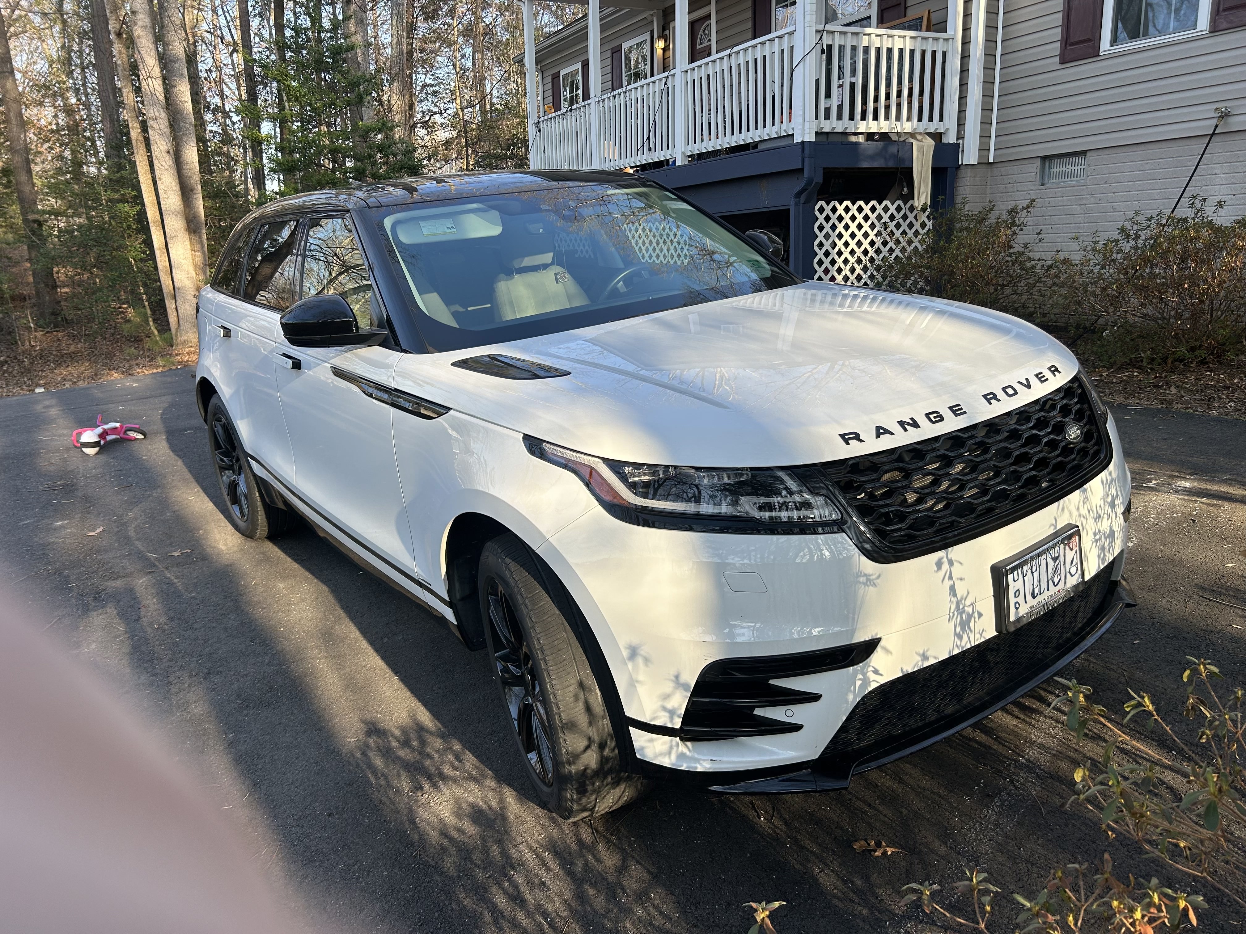 Used 2020 Land Rover Range Rover Velar R-Dynamic S AWD/4WD image 1