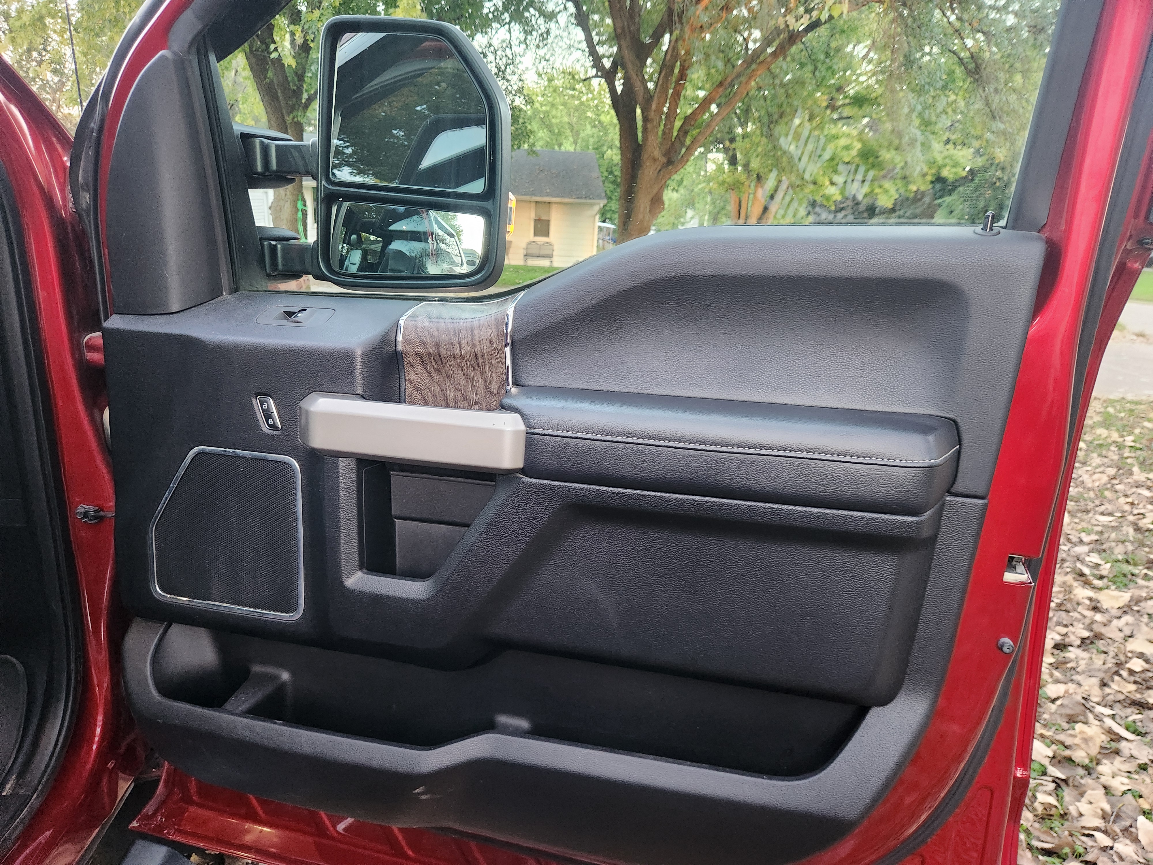 Used 2017 Ford F250 Lariat w/ Chrome Package AWD/4WD image 13