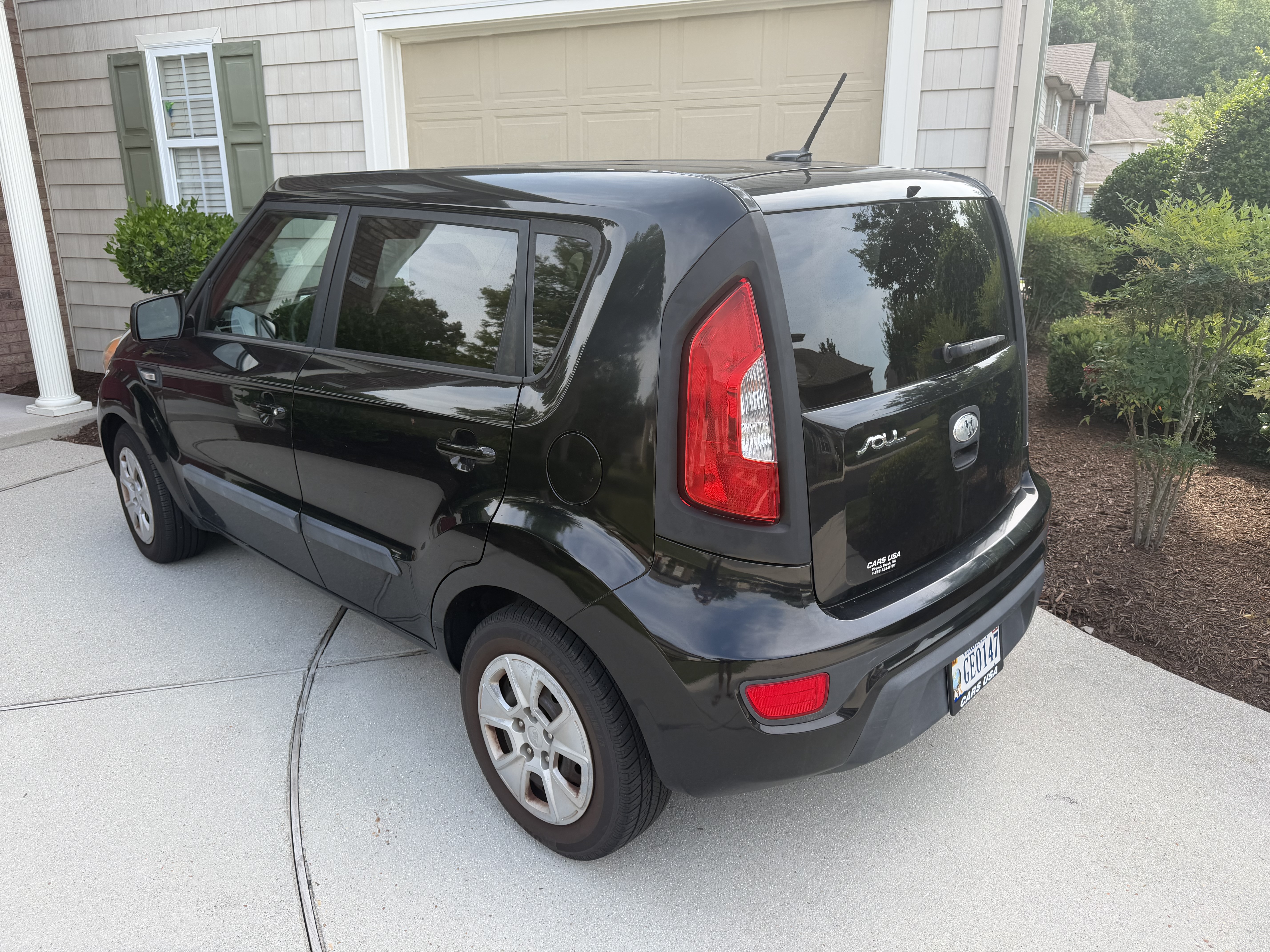 Used 2013 Kia Soul FWD image 3
