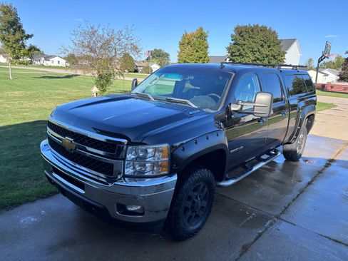 Used 2011 Chevrolet Silverado 2500 LTZ w/ LTZ Plus Package image 1