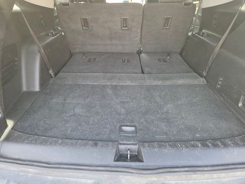 Used 2019 Chevrolet Traverse LS image 9