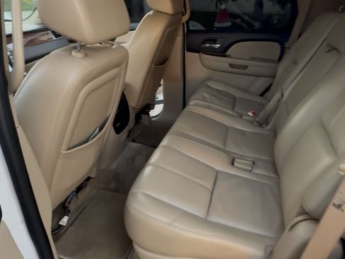 Used 2007 Chevrolet Tahoe LT w/ LT Preferred Equipment Group image 18