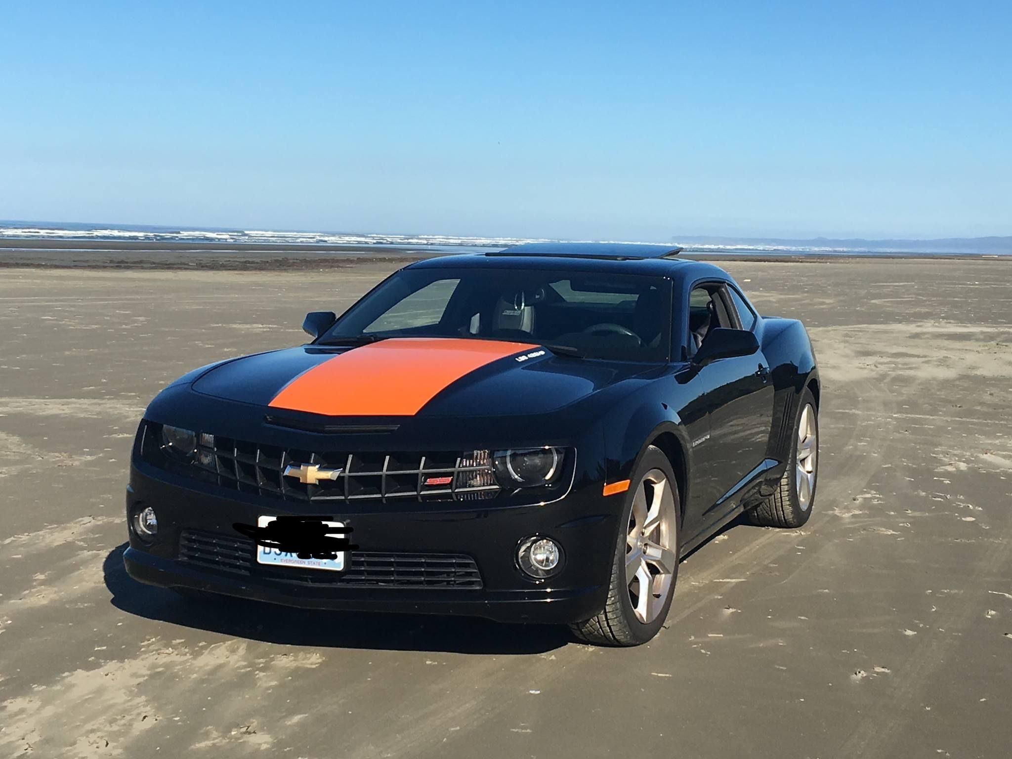 Used 2010 Chevrolet Camaro SS w/ RS Package RWD image 2
