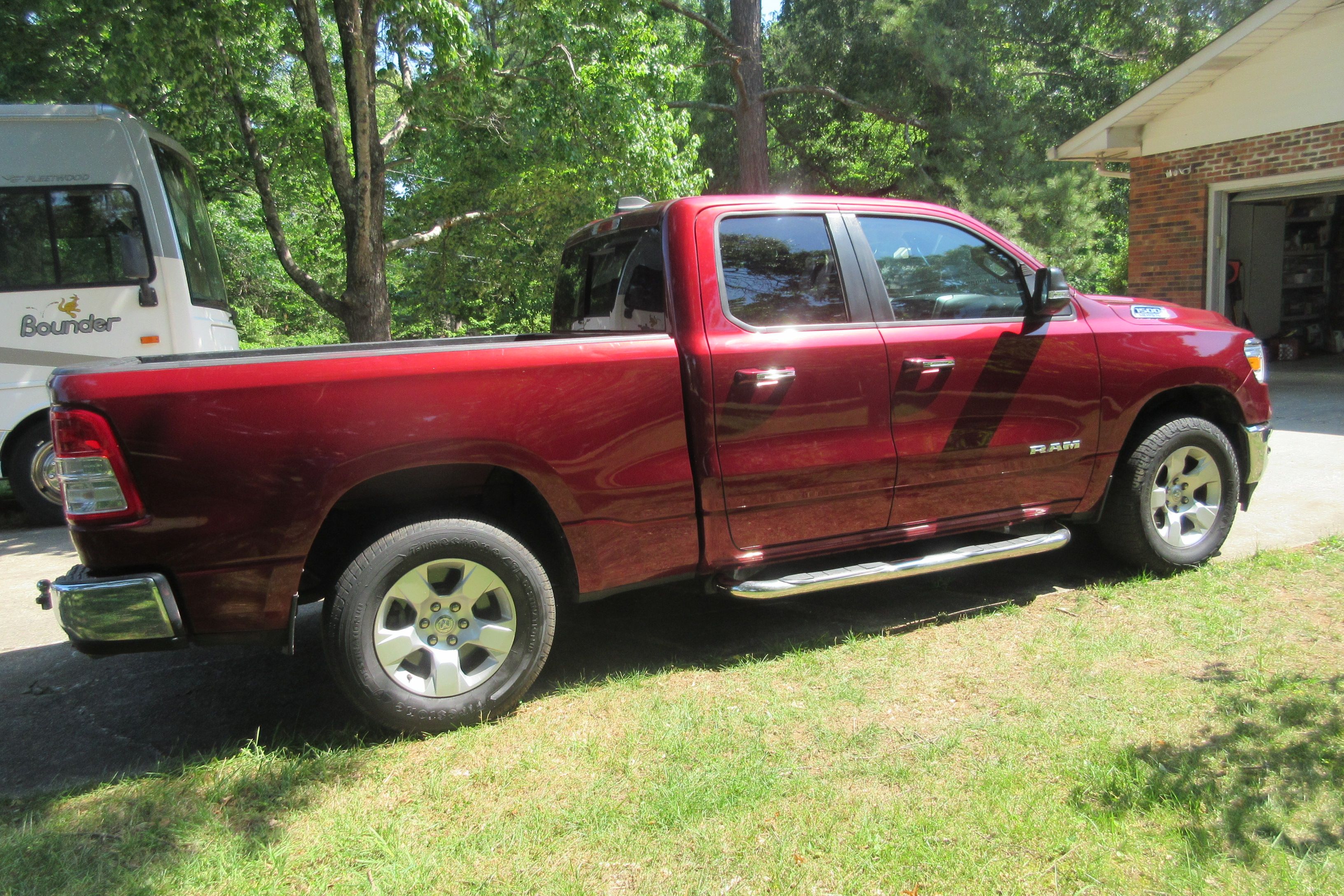 Used 2020 RAM 1500 Big Horn AWD/4WD image 4