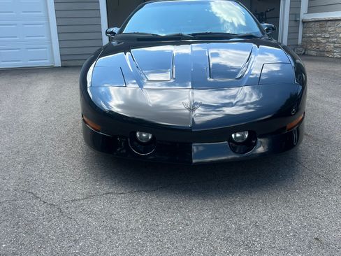 Used 1994 Pontiac Firebird Coupe RWD image 13