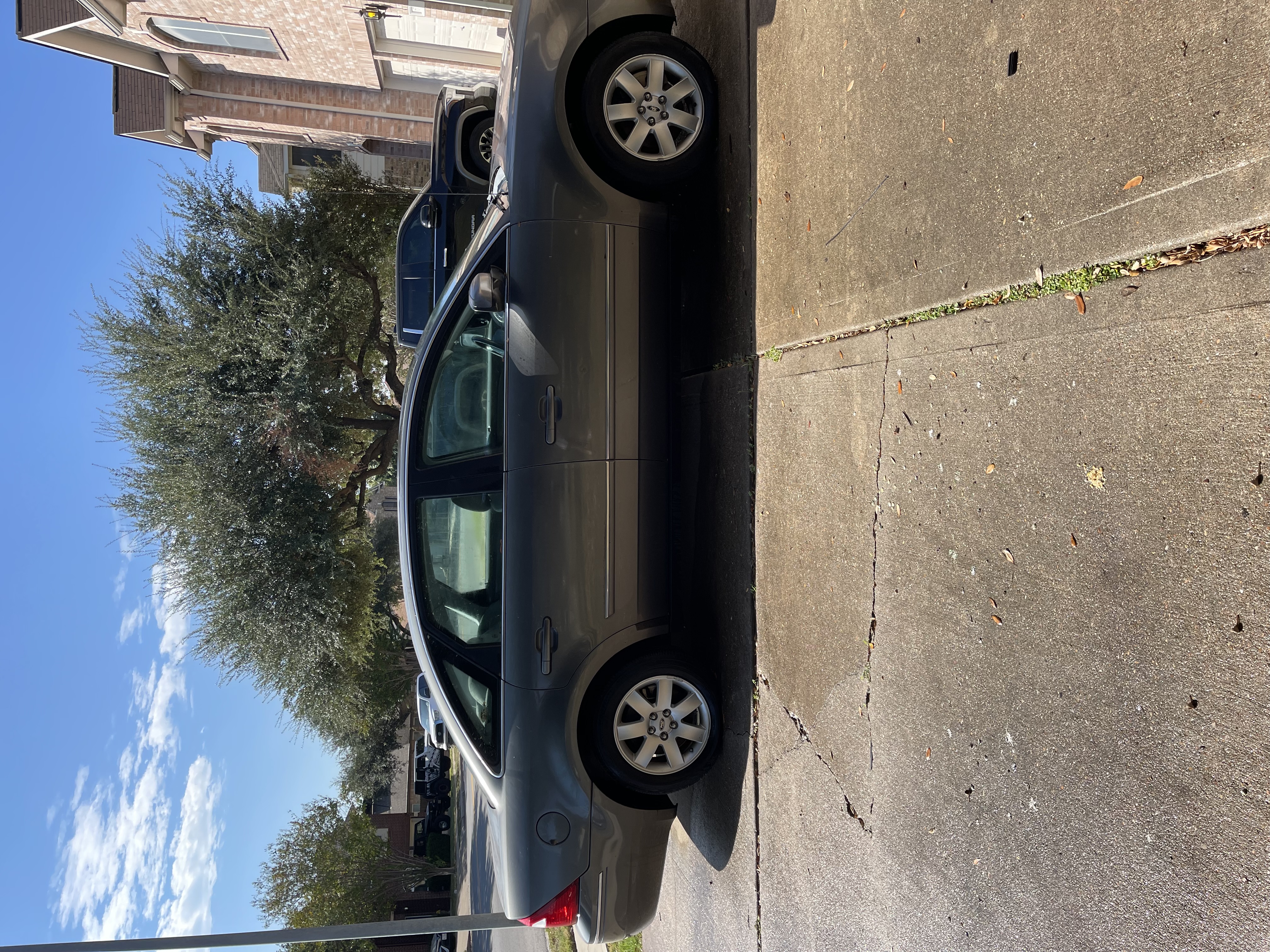 Used 2006 Ford Five Hundred SEL FWD image 4