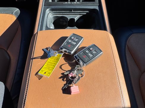 Used 2021 Land Rover Defender 110 X image 16