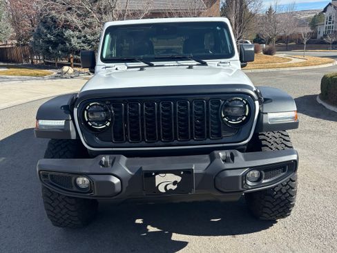 Used 2024 Jeep Wrangler Unlimited Sport image 2