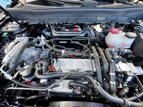 Used 2023 Mercedes-Benz EQB 250+ image 14