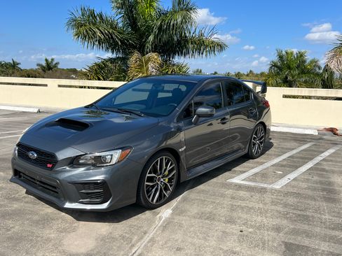 Used 2020 Subaru WRX STI Limited image 1