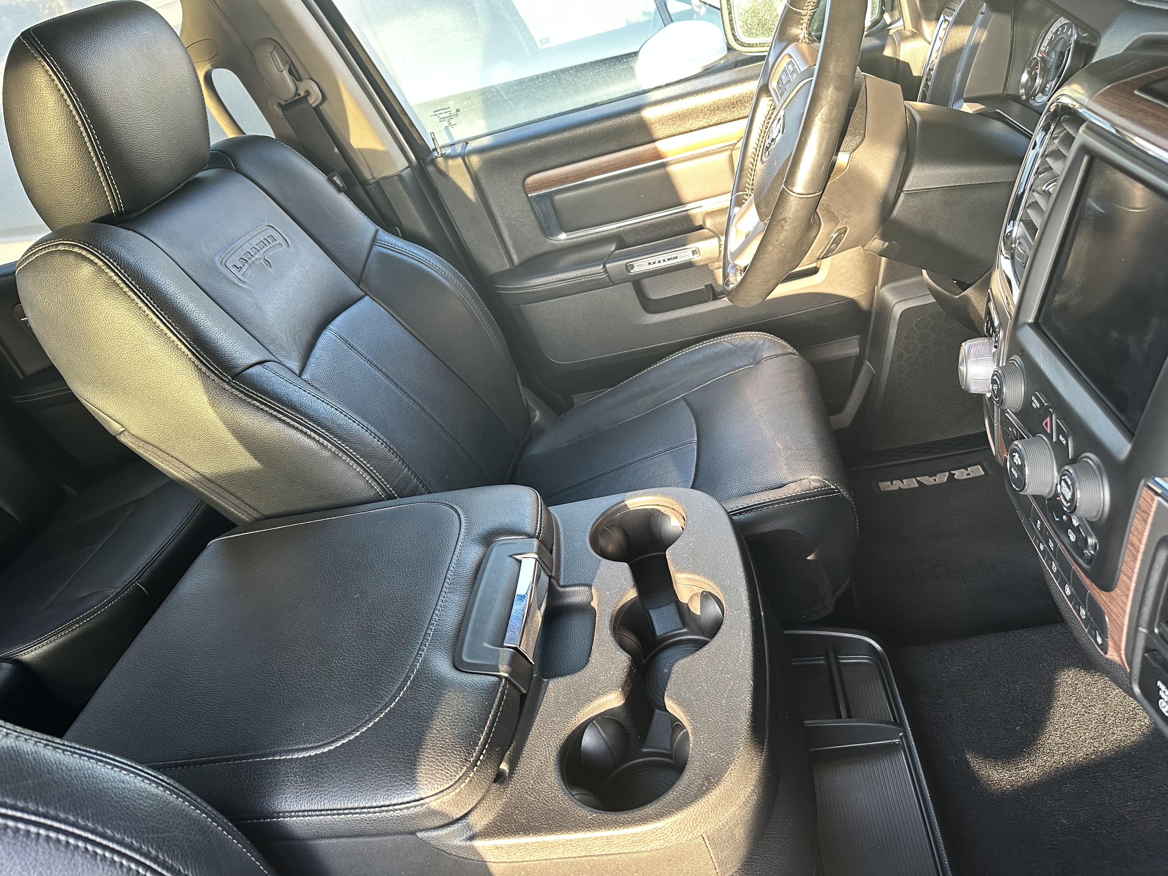 Used 2019 RAM 1500 Laramie RWD image 26