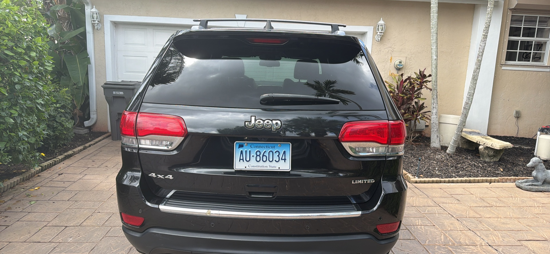Used 2016 Jeep Grand Cherokee Limited AWD/4WD image 9