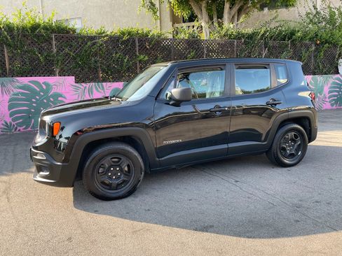 Used 2016 Jeep Renegade Sport w/ Power & Air Group image 1