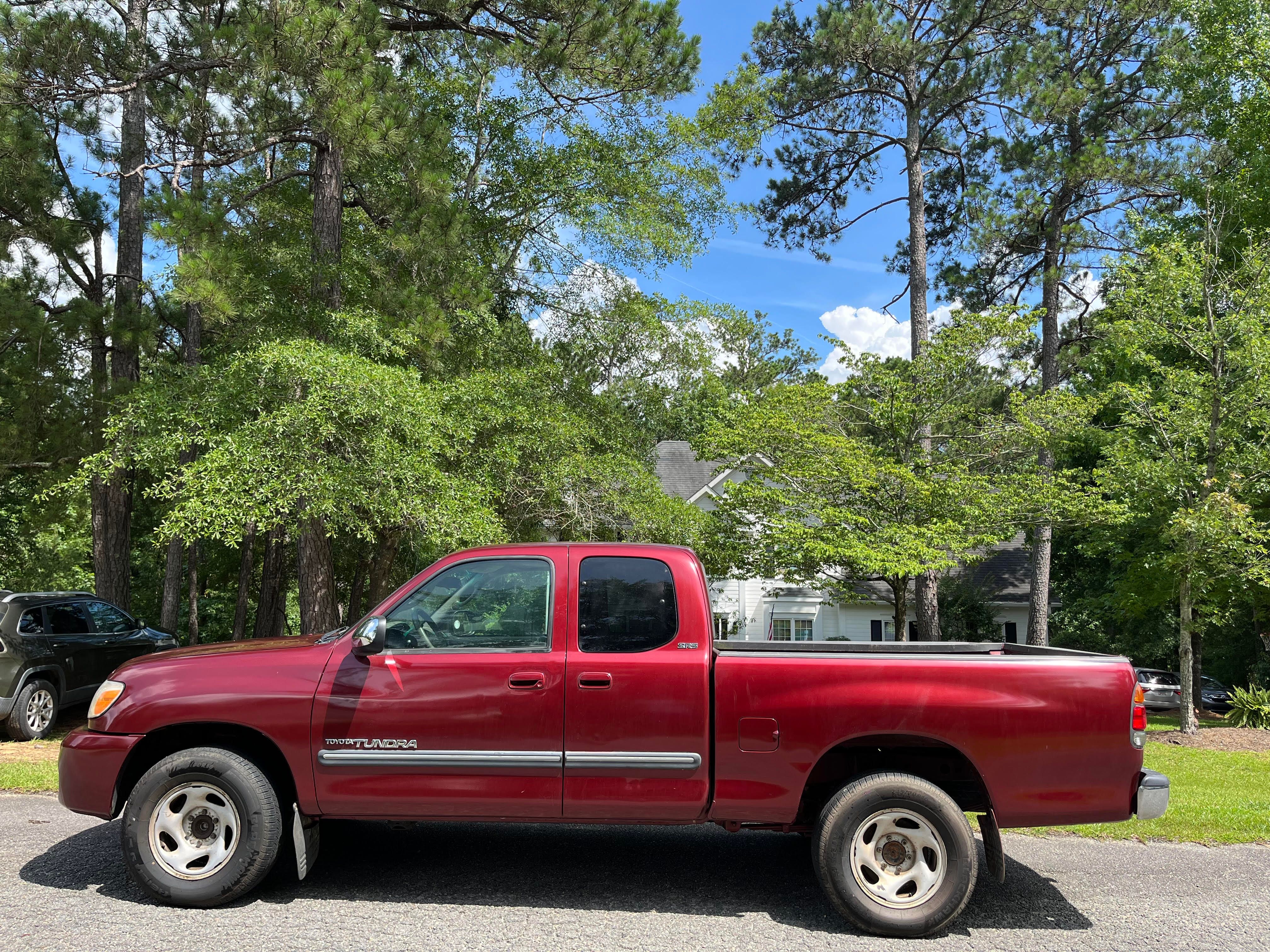 Used 2005 Toyota Tundra SR5 w/ Towing Pkg RWD image 1