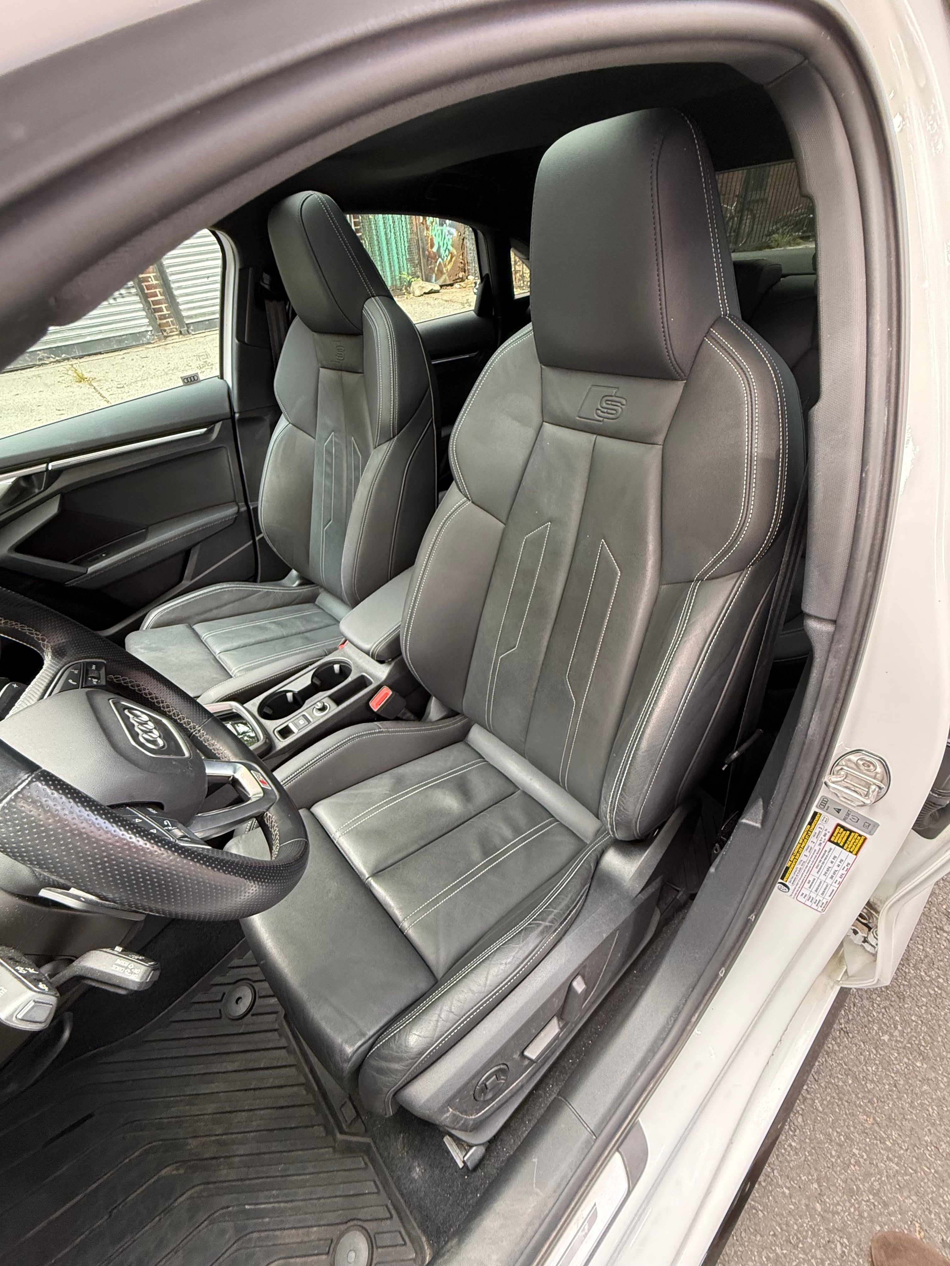 Used 2022 Audi S3 Prestige AWD/4WD image 2