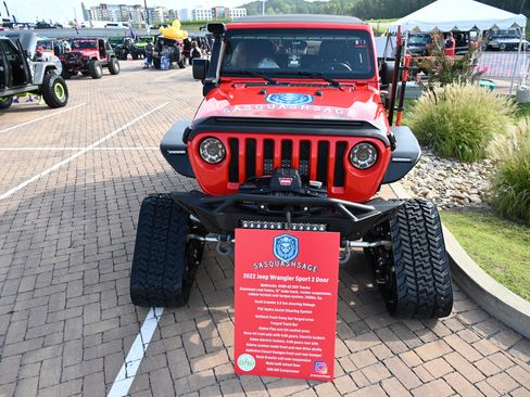 Used 2022 Jeep Wrangler Sport image 17