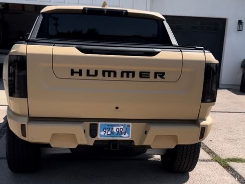 Used 2024 GMC Hummer EV 3X w/ LPO, Illumination Package AWD/4WD image 13
