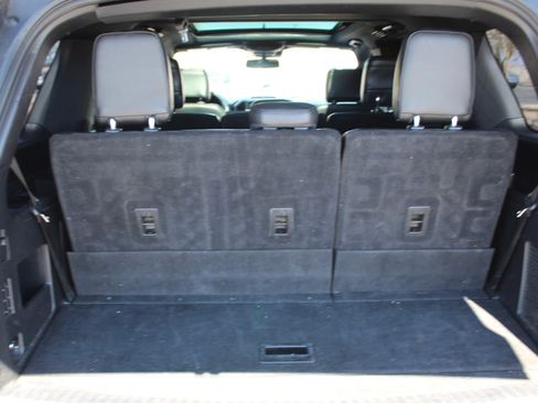 Used 2018 Ford Expedition Limited w/ Equipment Group 302A image 28