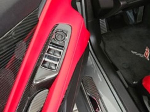 Used 2022 Chevrolet Corvette Stingray Preferred Conv w/ Z51 Performance Package RWD image 6