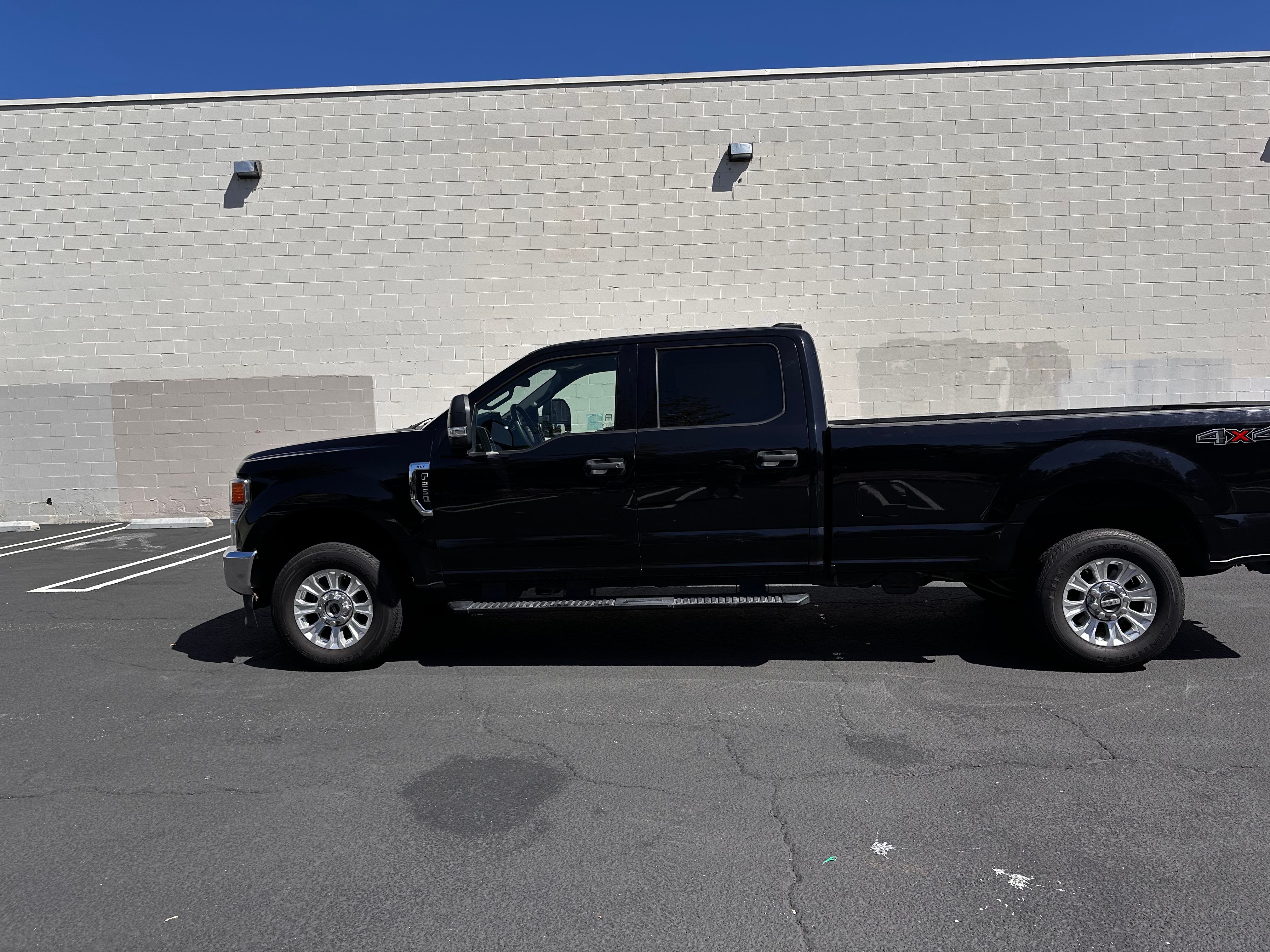 Used 2020 Ford F250 XLT AWD/4WD image 1