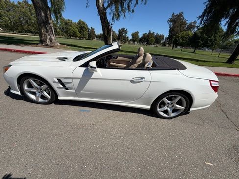 Used 2015 Mercedes-Benz SL 400 image 5
