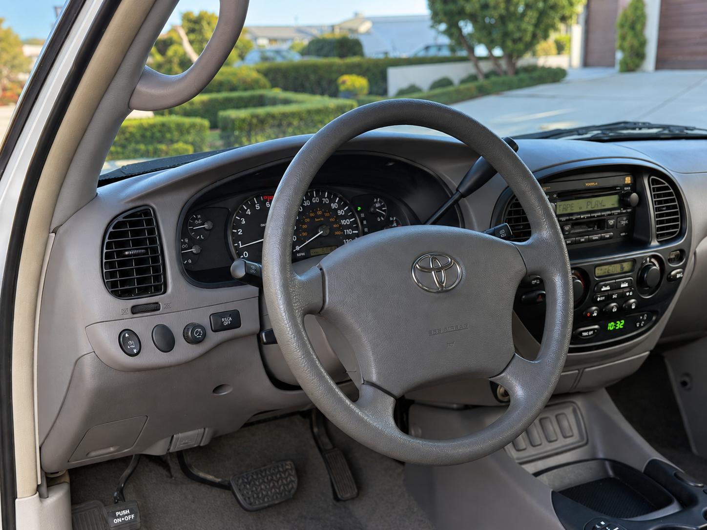 Used 2007 Toyota Sequoia SR5 w/ Towing Pkg RWD image 22