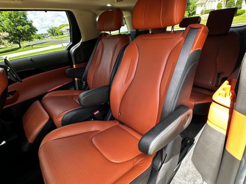 Used 2022 Kia Carnival SX Prestige FWD image 22