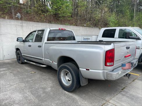 Used 2005 Dodge Ram 3500 Truck SLT image 9