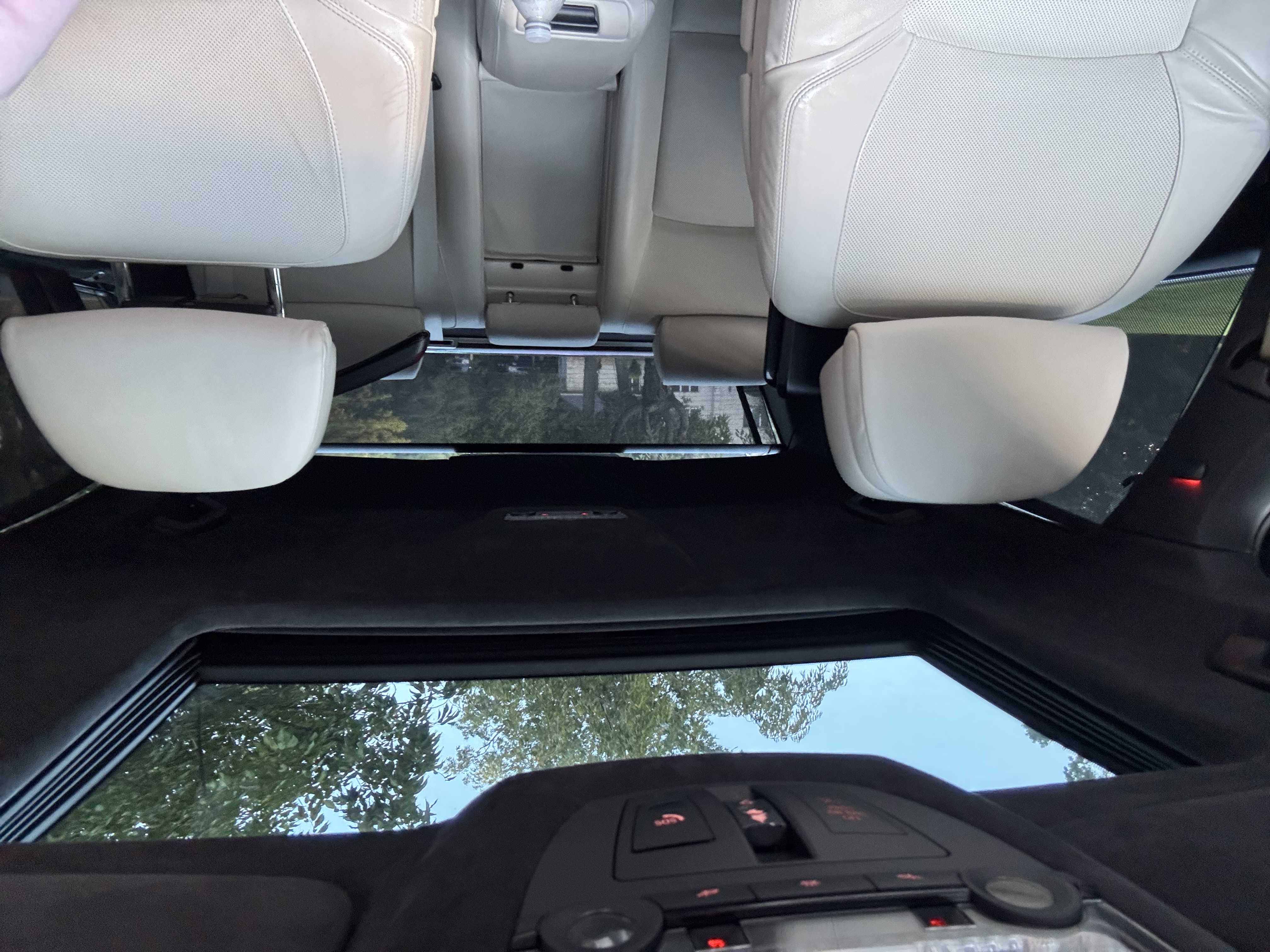 Used 2015 BMW 750i RWD image 23