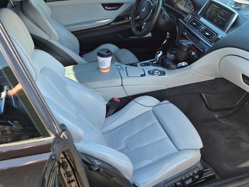 Used 2014 BMW M6 Convertible image 10