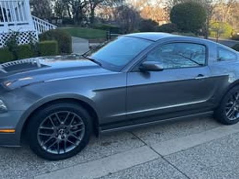 Used 2014 Ford Mustang Premium w/ Equipment Group 203A image 8