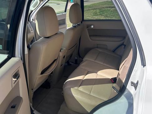 Used 2011 Ford Escape Limited w/ 302A Rapid Spec Order Code image 8