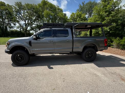 Used 2022 Ford F250 Lariat w/ Tremor Off-Road Package AWD/4WD image 13