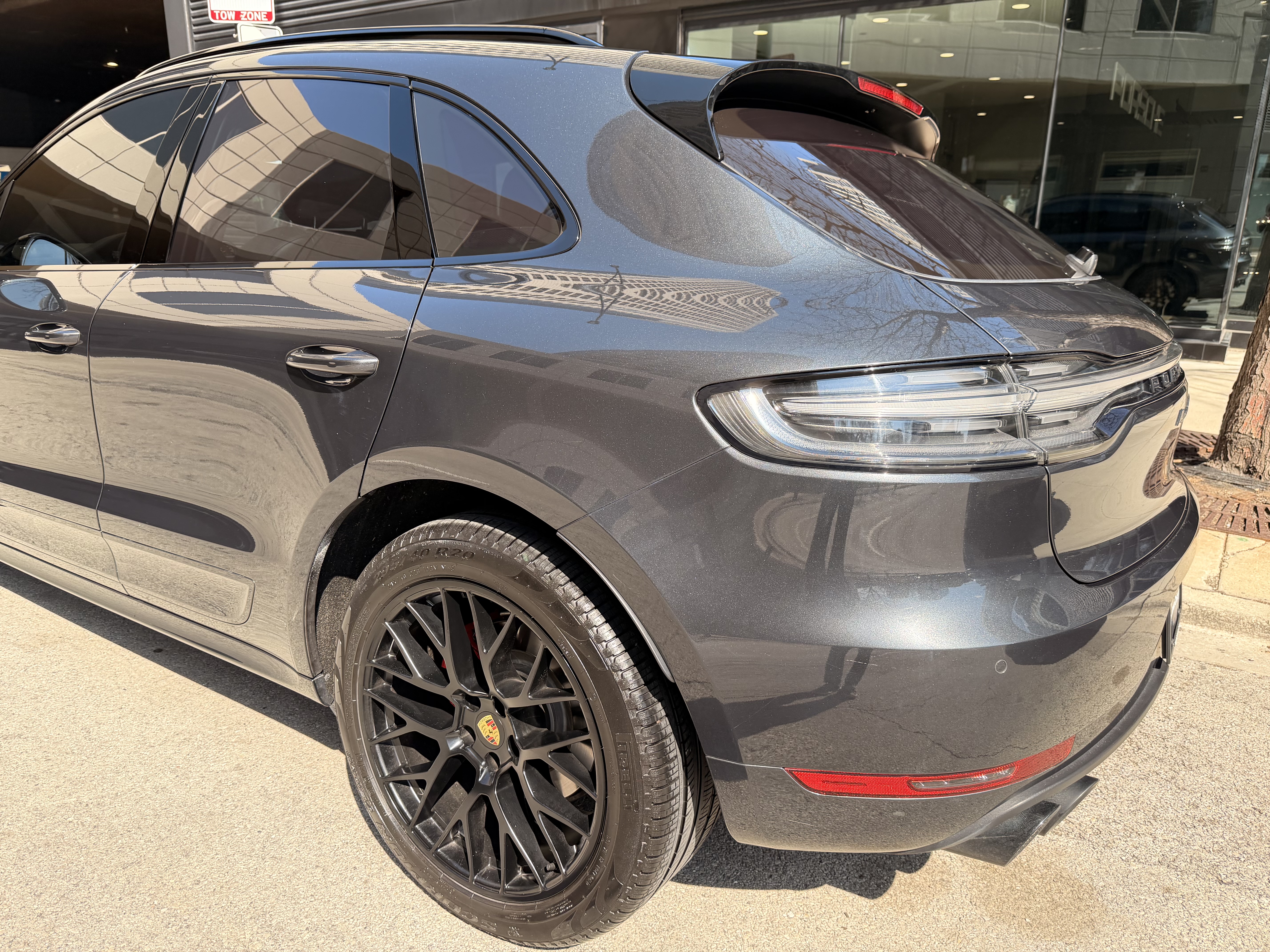 Used 2020 Porsche Macan GTS AWD/4WD image 21