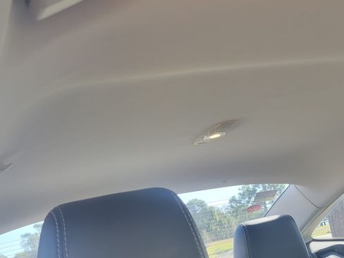 Used 2012 Ford Focus SEL image 14