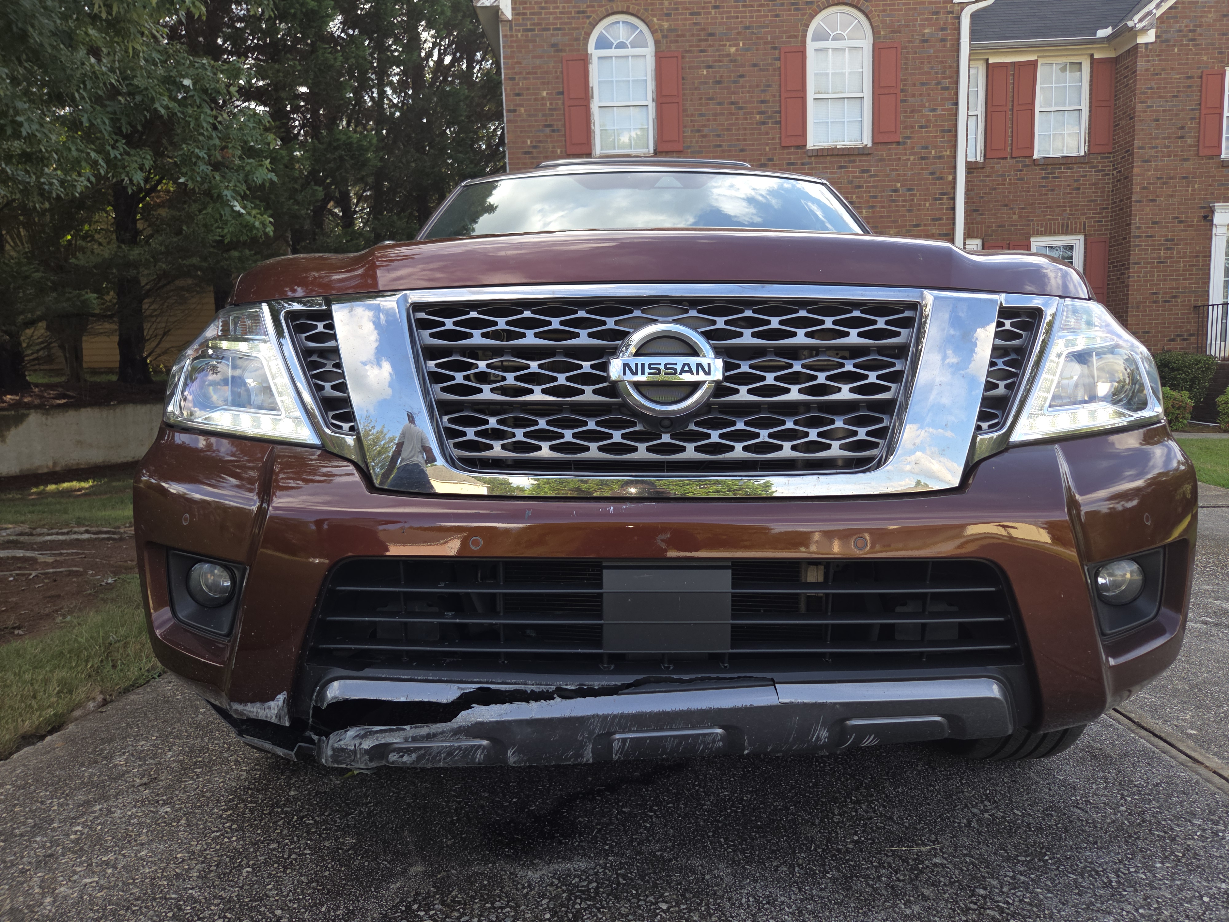 Used 2018 Nissan Armada Platinum w/ Captain Seat Package RWD image 16