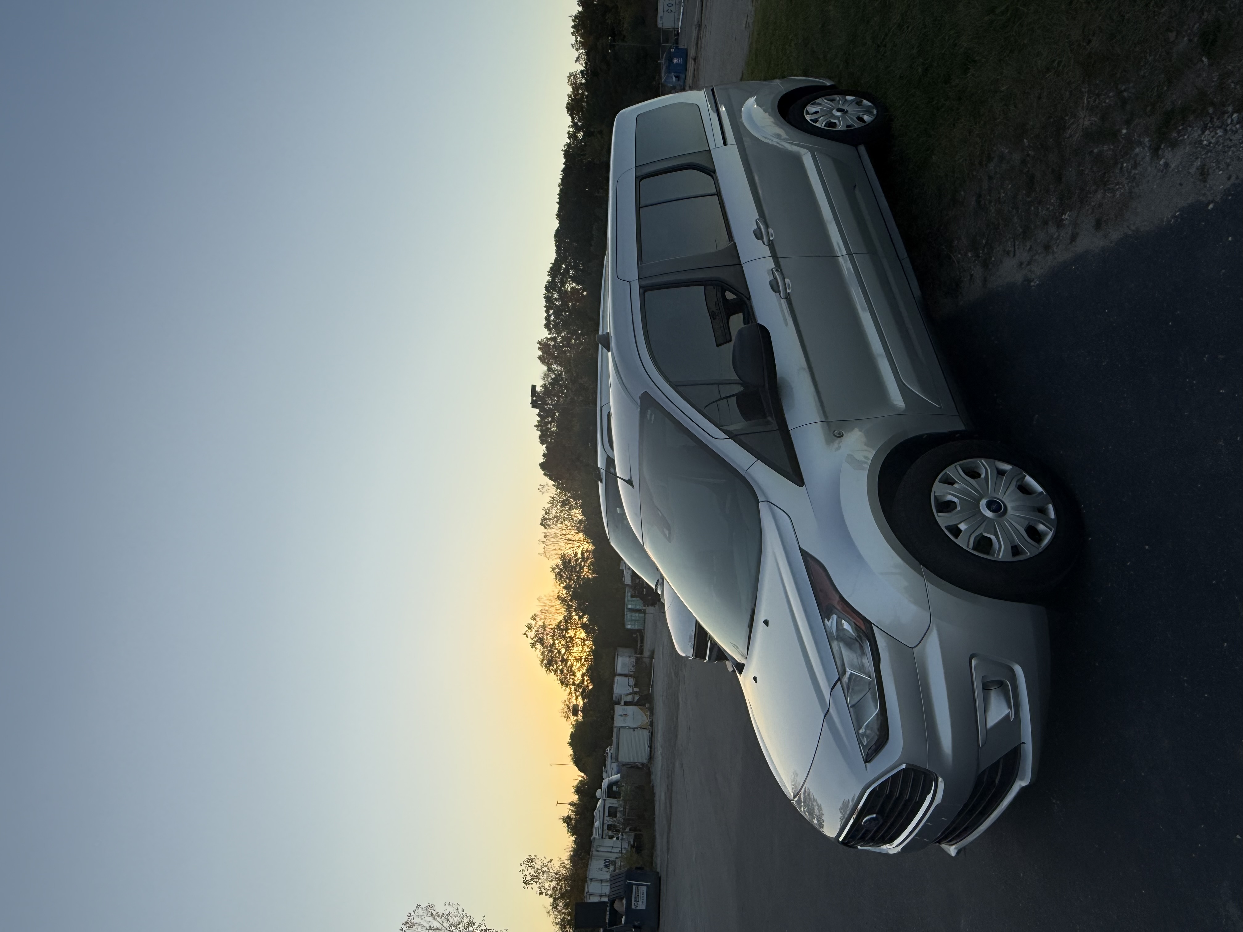 Used 2021 Ford Transit Connect XLT FWD image 9