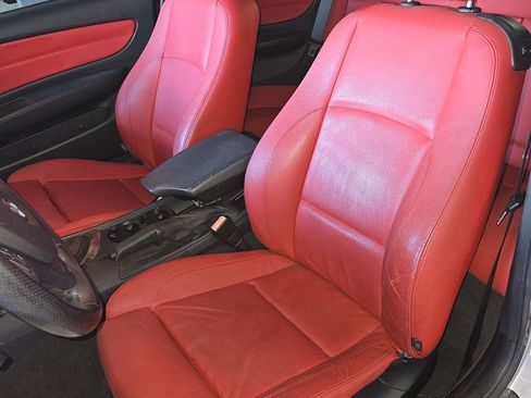 Used 2011 BMW 128i Convertible w/ M Sport Pkg image 8