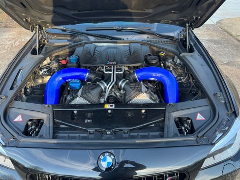 Used 2016 BMW M5 image 6