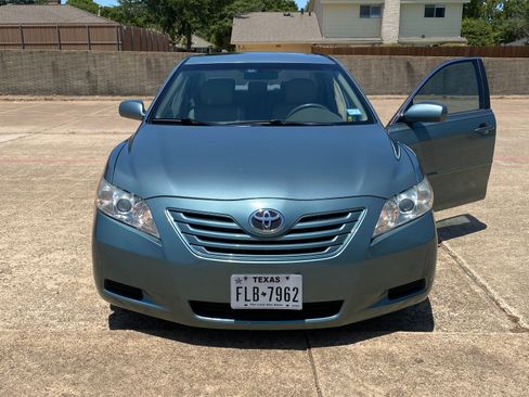 Used 2009 Toyota Camry LE image 4