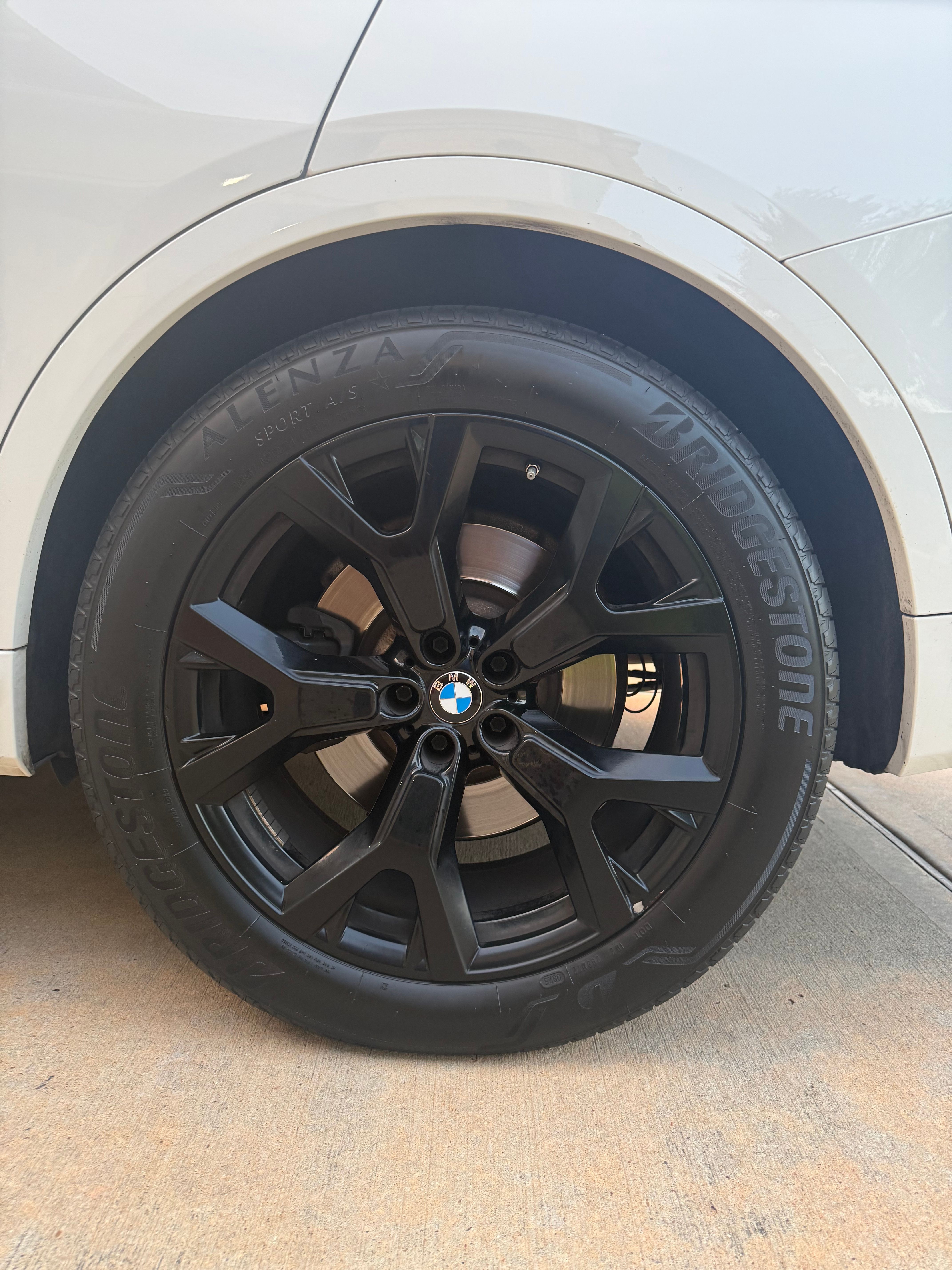 Used 2020 BMW X7 xDrive40i w/ Executive Package AWD/4WD image 18