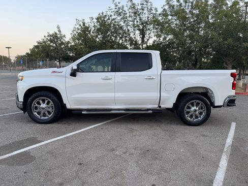 Used 2019 Chevrolet Silverado 1500 LT w/ All-Star Edition AWD/4WD image 4
