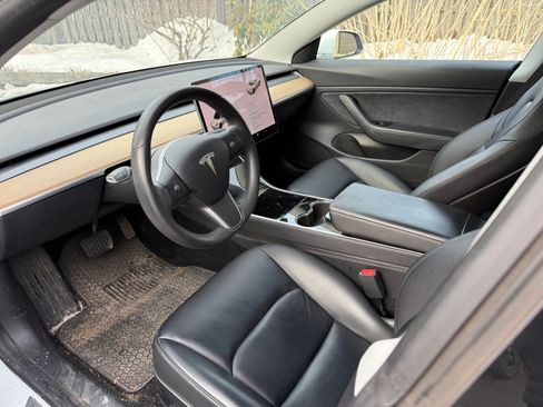 Used 2019 Tesla Model 3 Long Range image 11