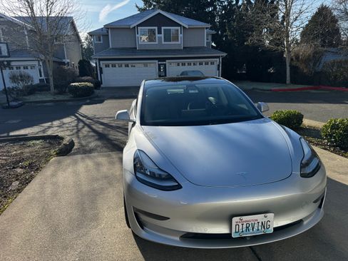 Used 2018 Tesla Model 3 Long Range image 6