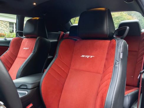 Used 2015 Dodge Challenger SRT Hellcat image 15