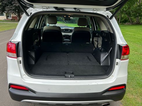 Used 2016 Kia Sorento EX w/ EX Premium Package image 16