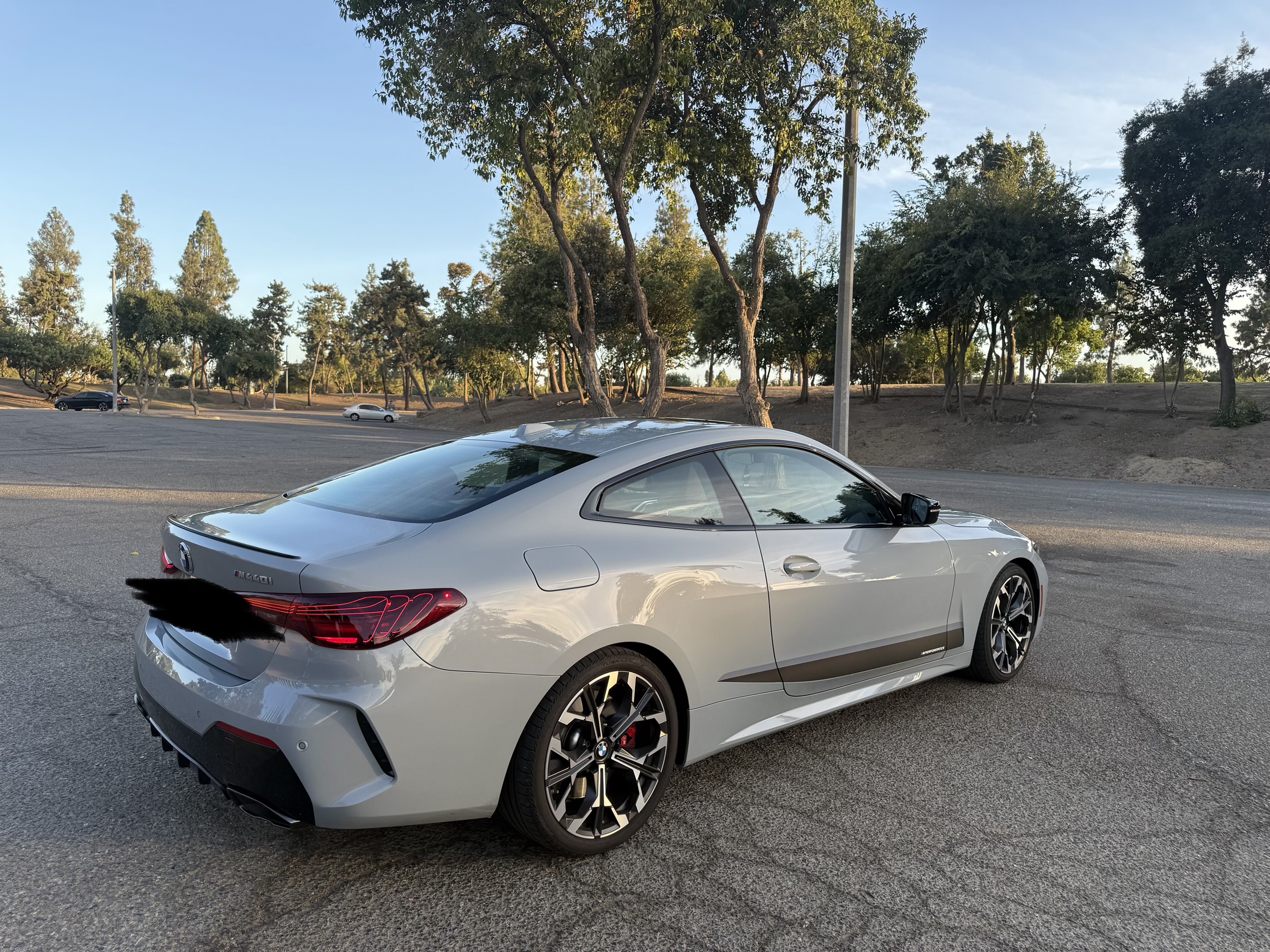 Used 2025 BMW M440i Coupe w/ Premium Package RWD image 8