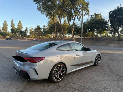 Used 2025 BMW M440i Coupe w/ Premium Package RWD image 8