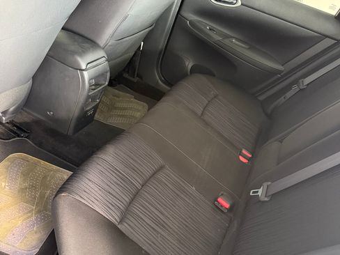 Used 2017 Nissan Sentra SV image 8